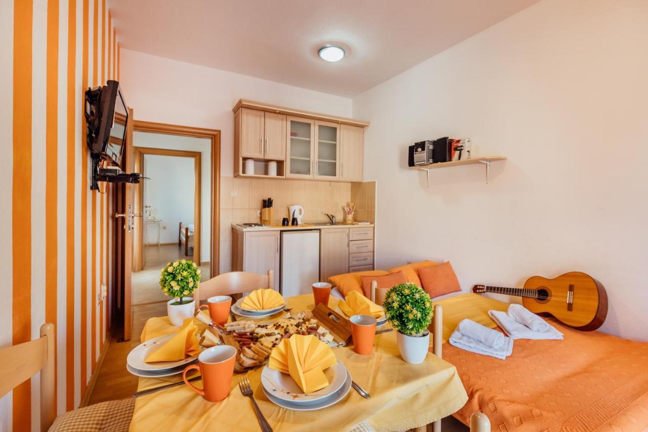 Apartments Cosovic Kotor Eksteriør bilde