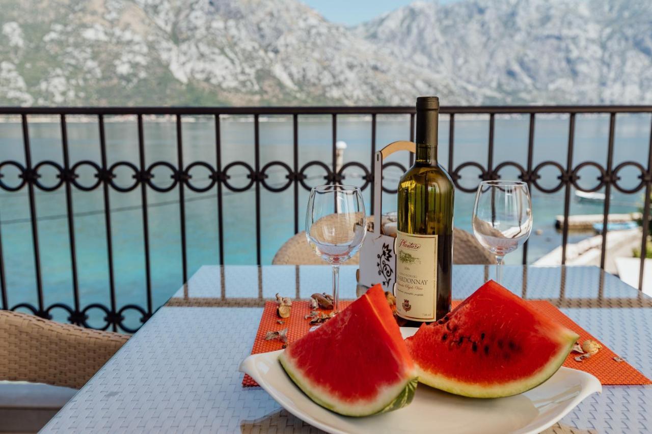 Apartments Cosovic Kotor Eksteriør bilde