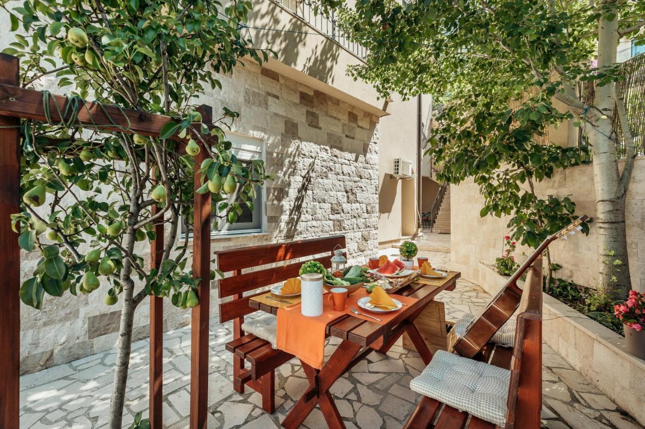 Apartments Cosovic Kotor Eksteriør bilde