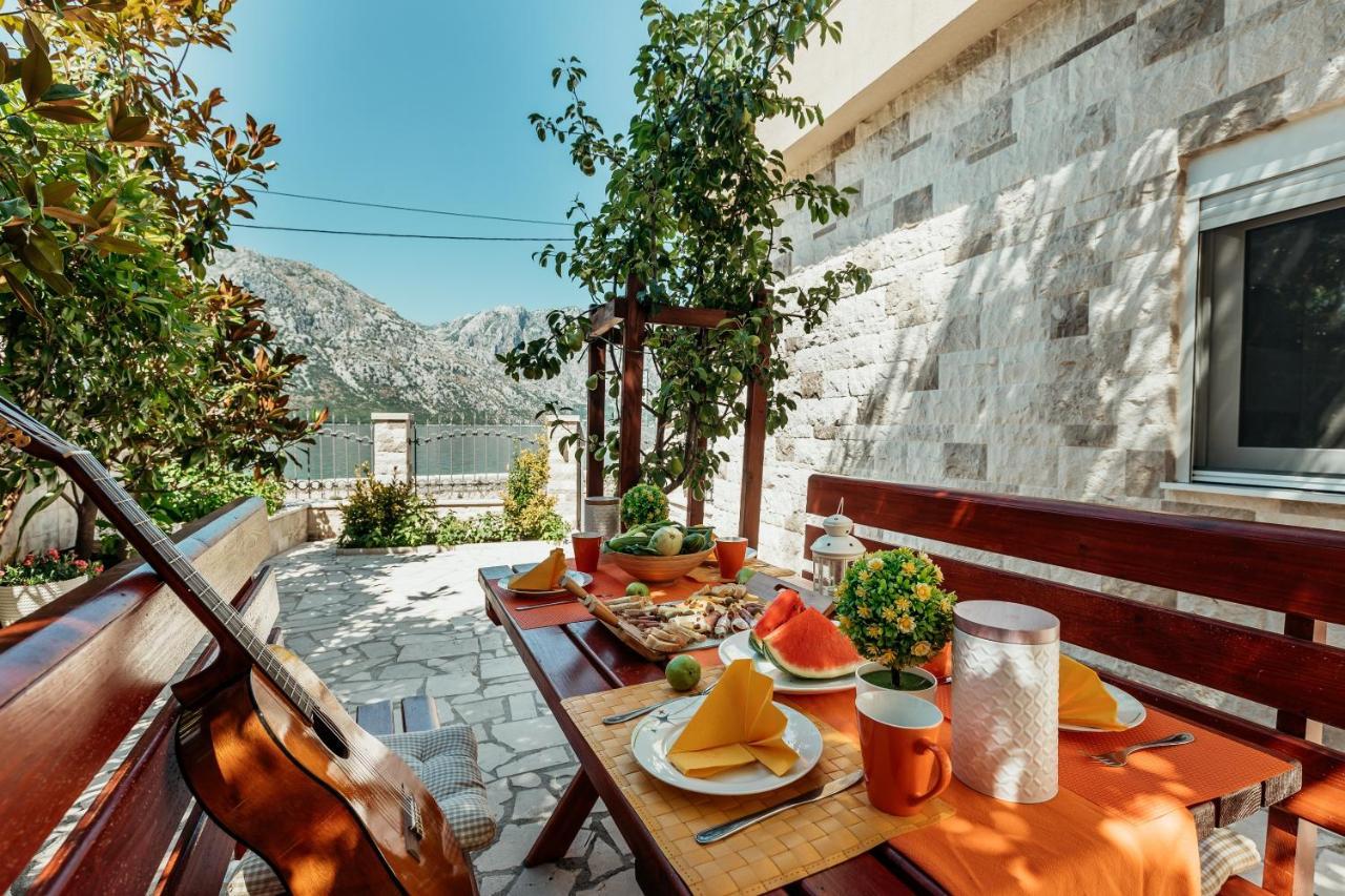 Apartments Cosovic Kotor Eksteriør bilde