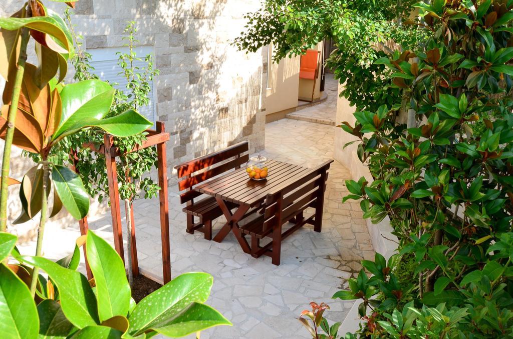Apartments Cosovic Kotor Eksteriør bilde